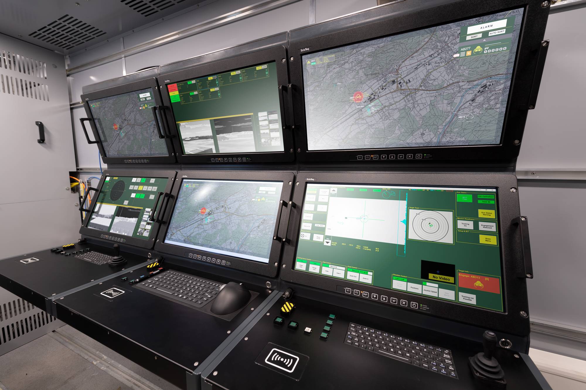 Может уничтожать рои дронов. Украина получила еще одну систему Skynex: что о ней известно