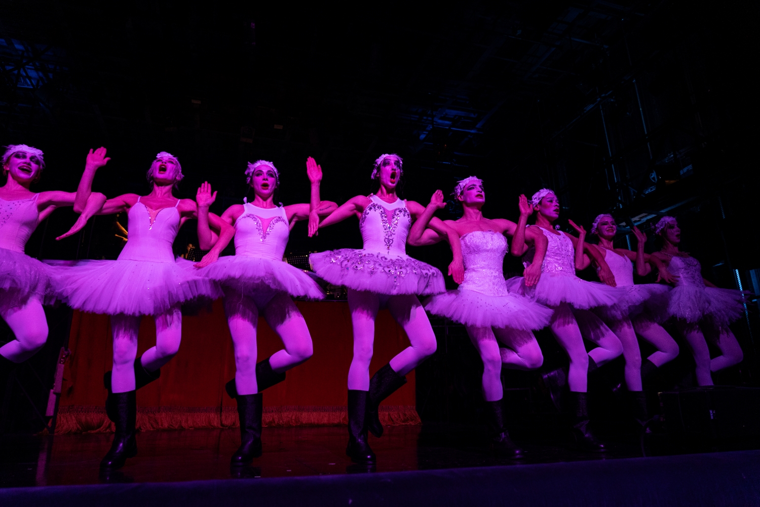 "Не вірю, що це зі мною відбувається". Олена Коляденко - про унікальність мюзиклу "Кабаре" та про здійснену дитячу мрію