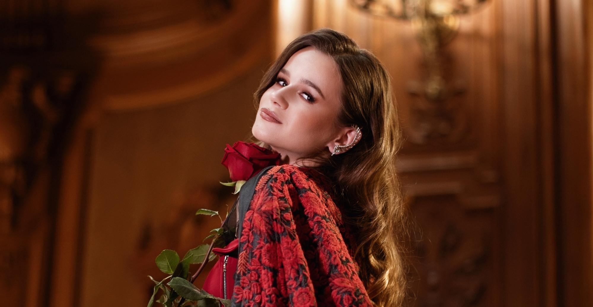 "Холостяку" посвятили песню. Ее исполнила певица, которую не взяли на шоу