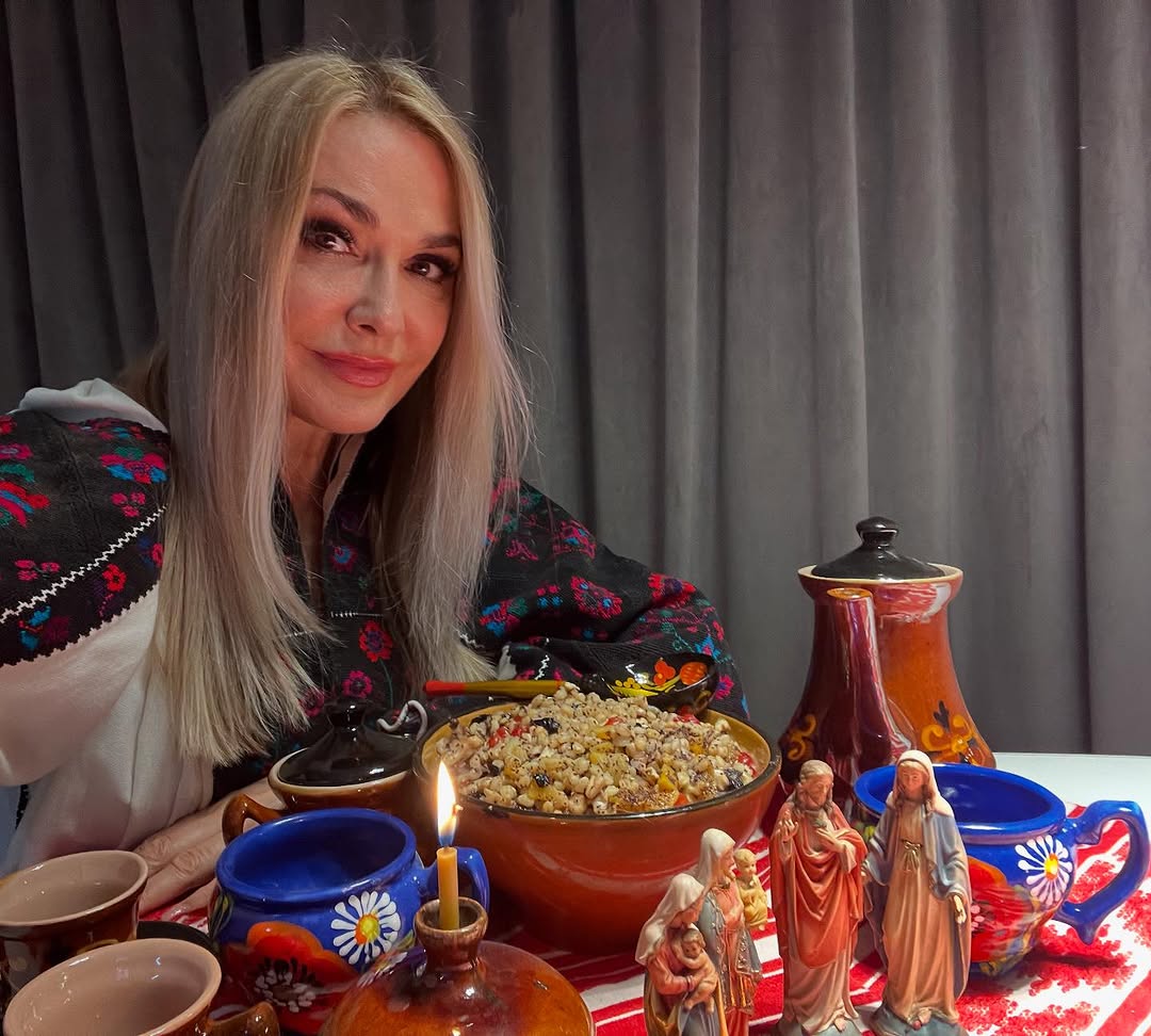 "Мира нам всем". Осадчая, Сумская и другие звезды трогательно поздравили украинцев с Рождеством