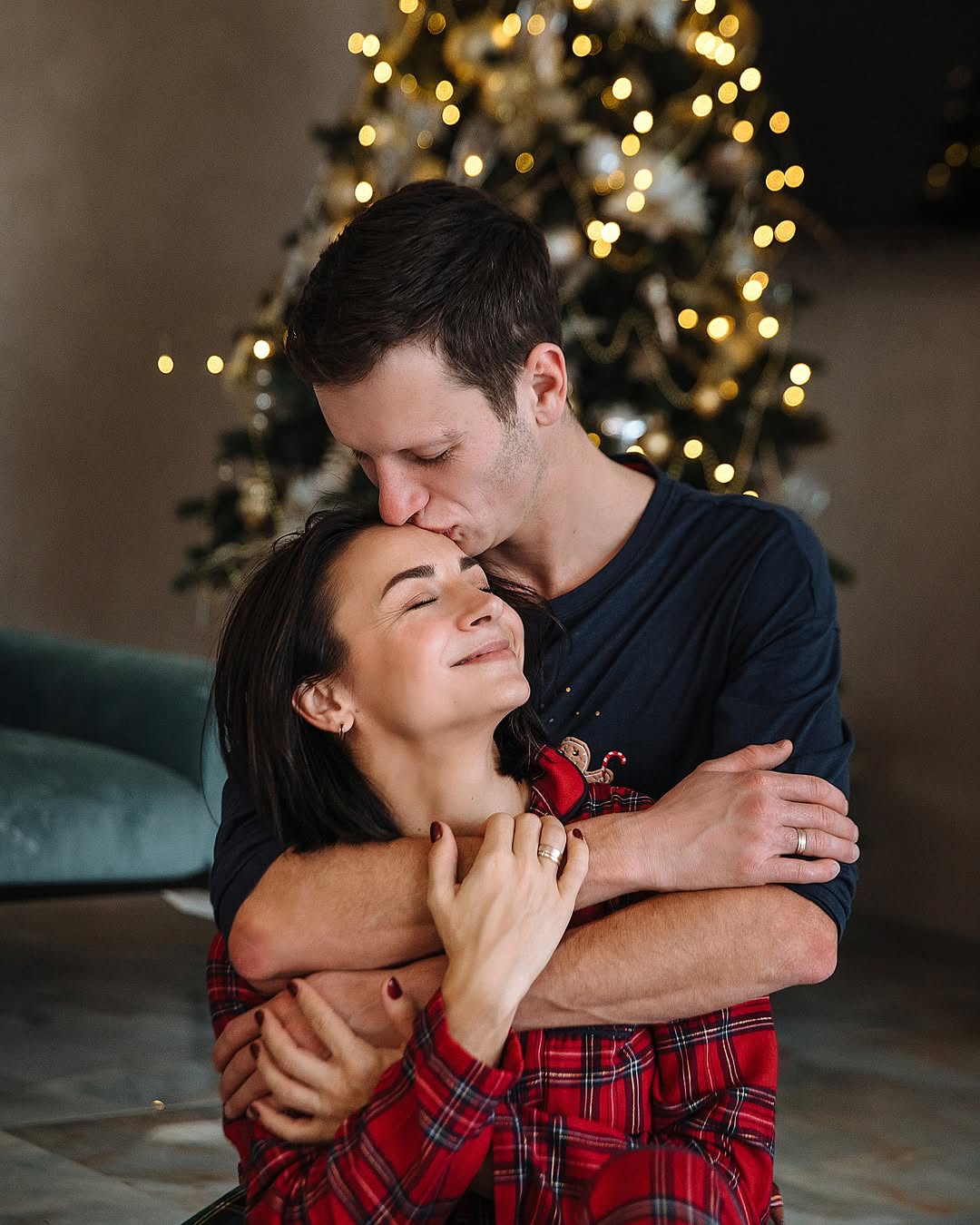 "Мира нам всем". Осадчая, Сумская и другие звезды трогательно поздравили украинцев с Рождеством