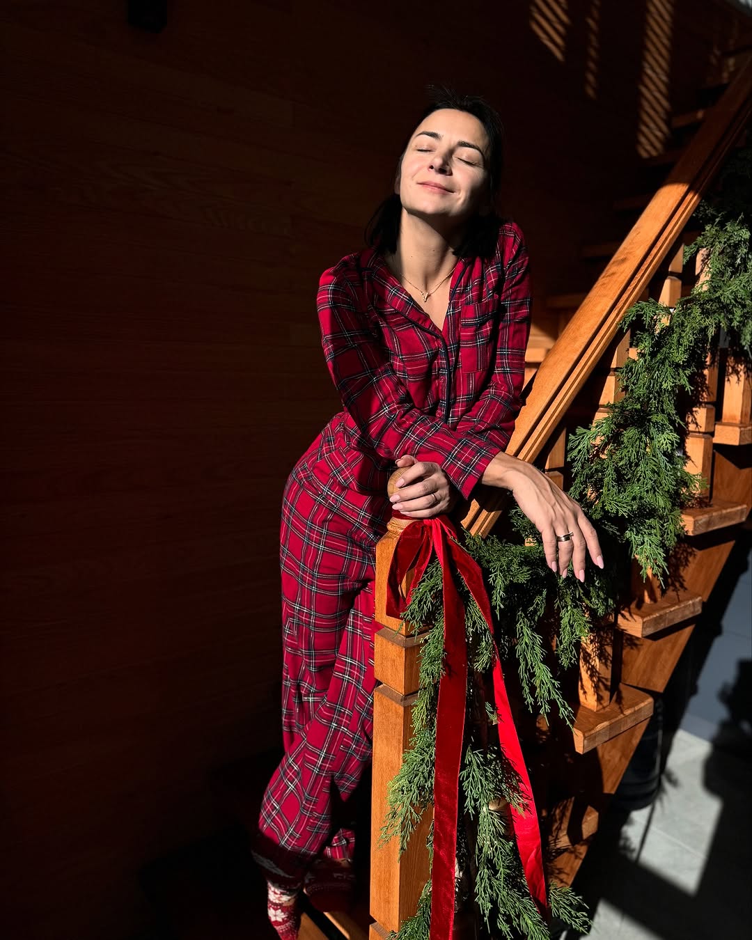 Сил і віри у світле майбутнє: зірки привітали українців з Новим роком-2025