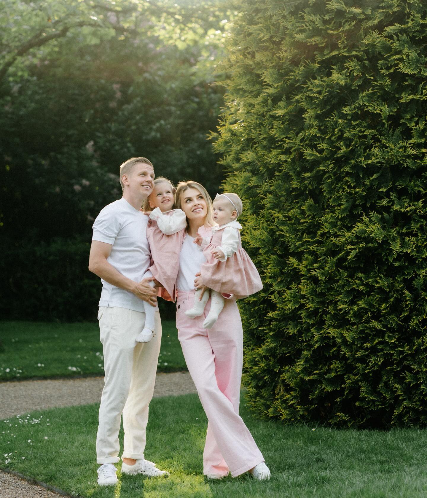 Дружина Зінченка кардинально змінила імідж: як зараз виглядає журналістка (фото)