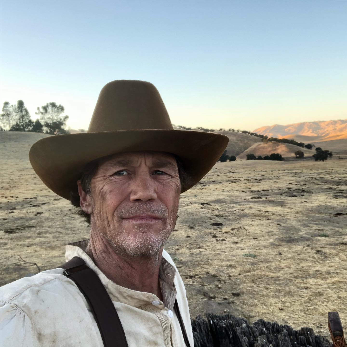 Який сьогодні вигляд має зірка серіалу "Всі жінки - відьми" Браян Краузе - йому вже за 50