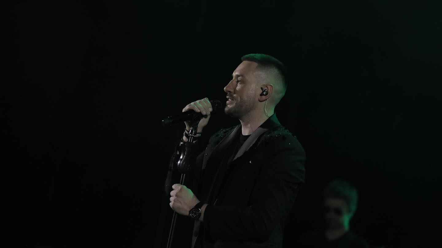 "Двійник" Винника зізнався, чи заздрить успіху Вакарчука: "це гонки"