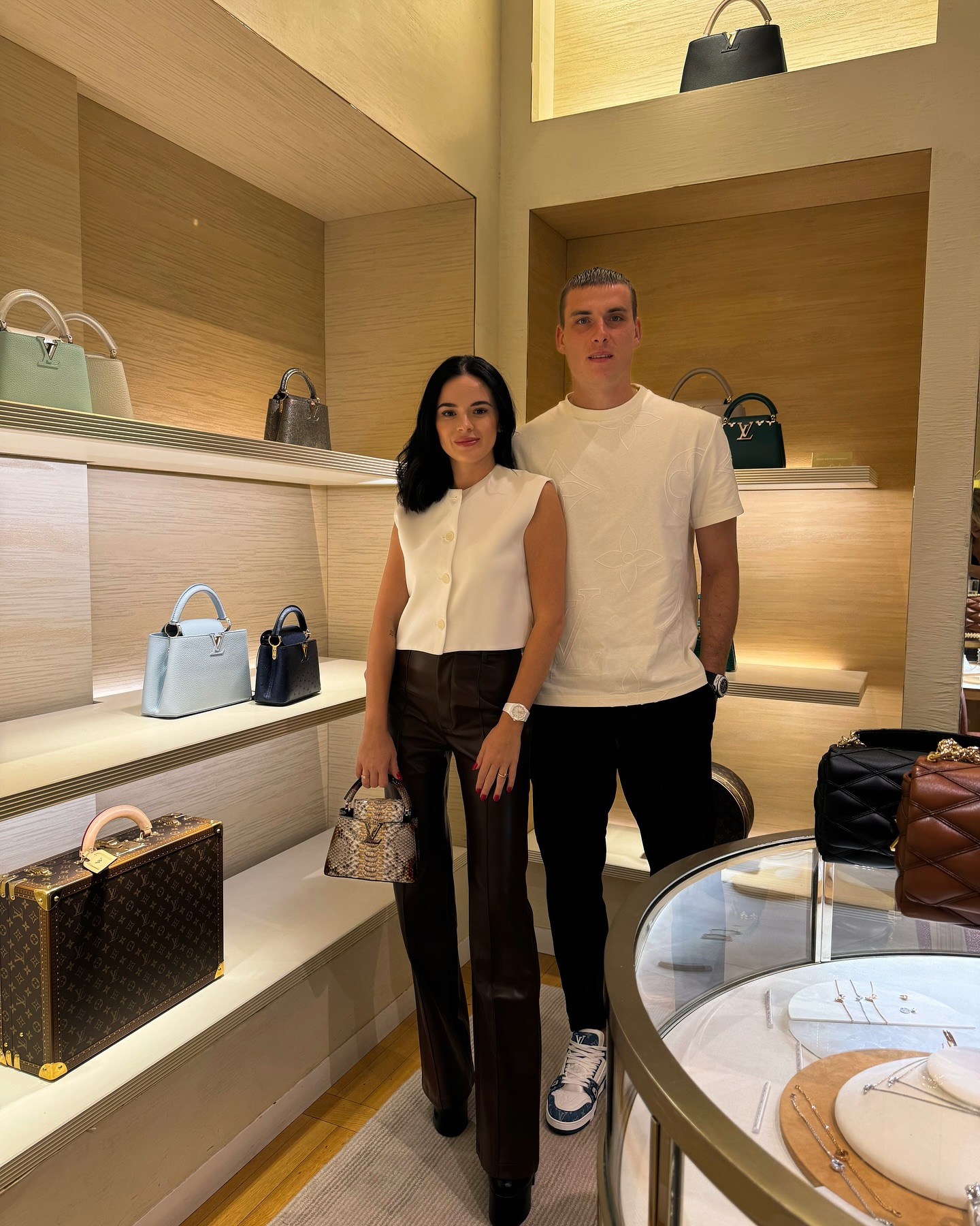 Дизайнер, которая мечтала о принце из Дубаи. Интересные факты о жене Андрея Лунина