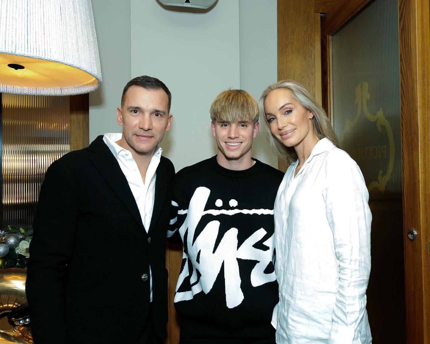 Жена Андрея Шевченко показала редкие фото с сыном, который сменил гражданство