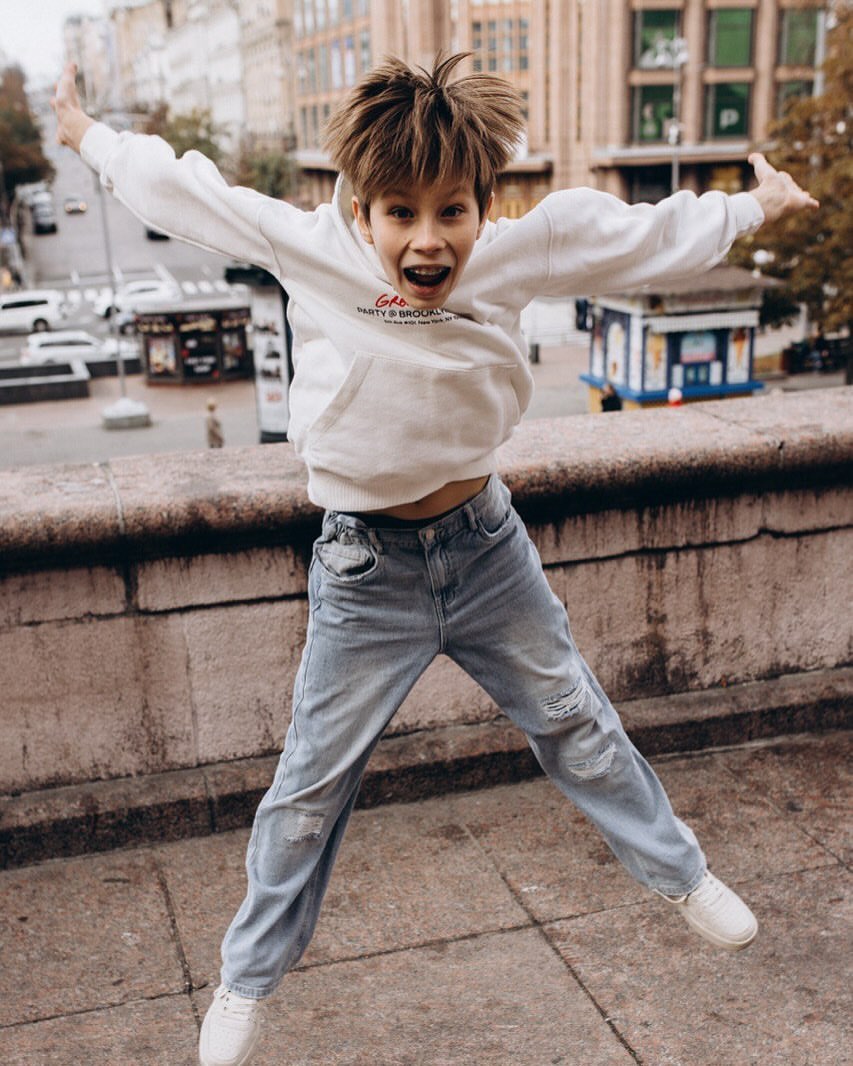 Що відомо про Артема Котенка, який представить Україну на Дитячому Євробаченні-2024