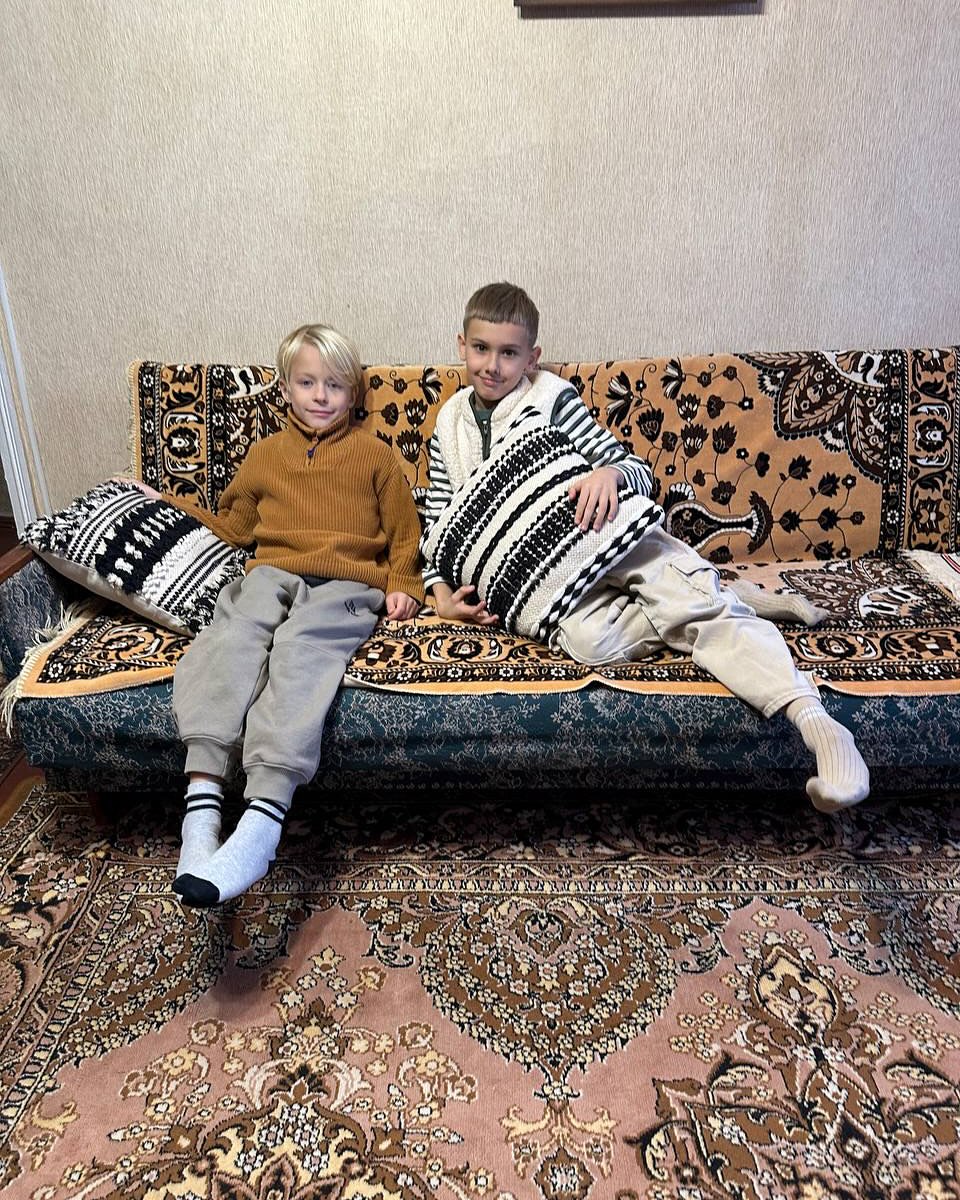 5 українських зірок, які виховують близнят