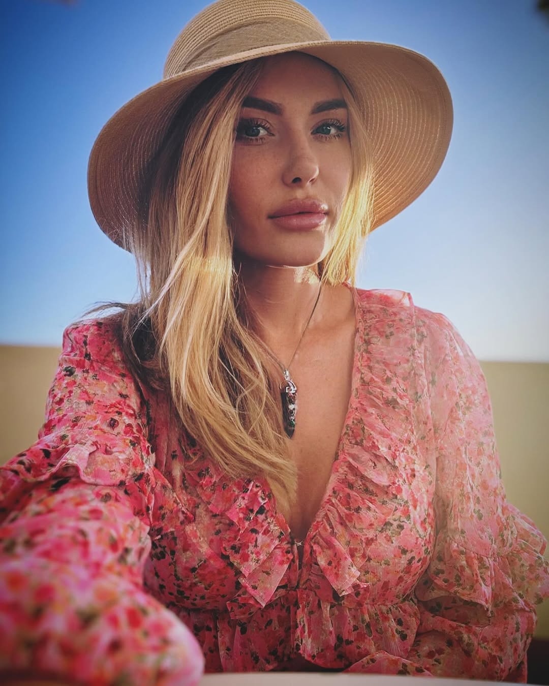 7 украинских звезд, которые сменили имя и фамилию в паспорте