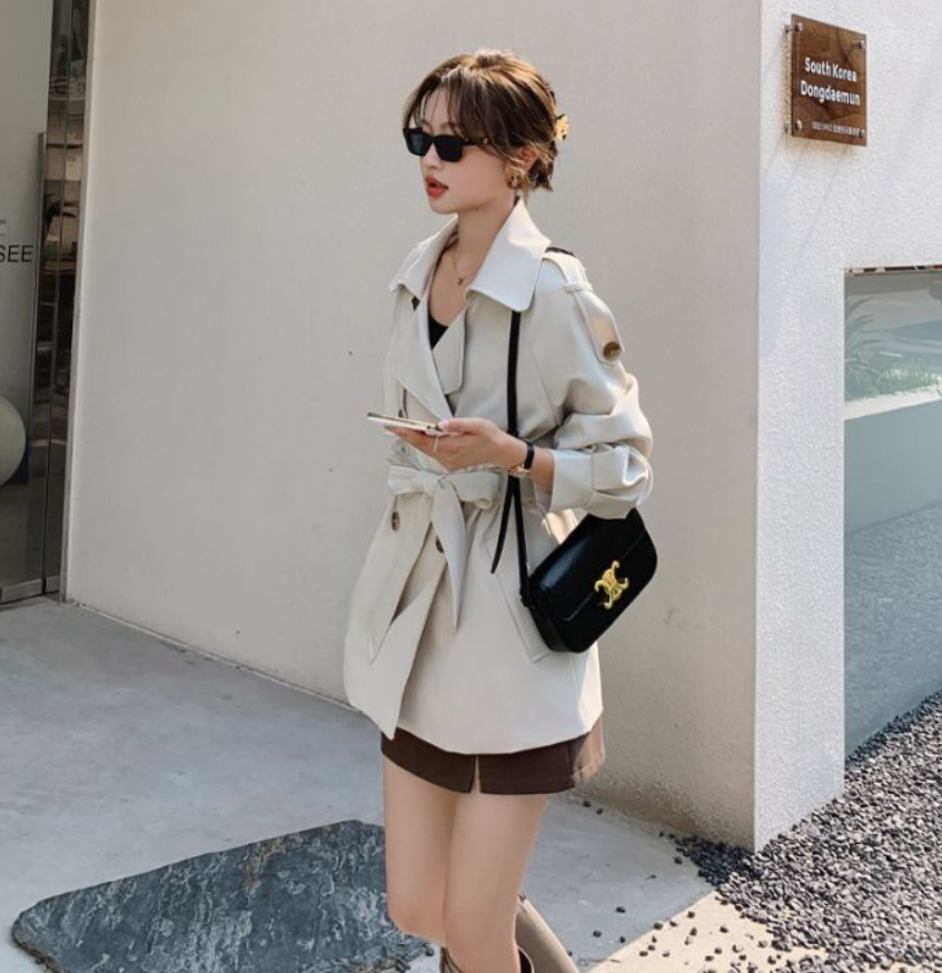 Який верхній одяг краще не носити навесні 2023: відмовтесь від таких нарядів