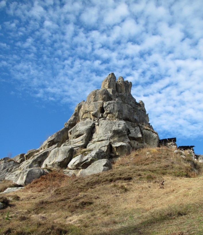 Не Буковелем единым. Топ 5 локаций Карпат для отдыха в мае
