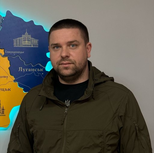 "Ми як HR, тільки VIP-класу". Як працює перший центр рекрутингу Сухопутних військ в Києві