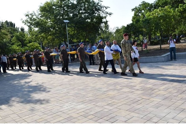 В Николаеве открыли 72-метровый флагшток с использованием особого архитектурного решения