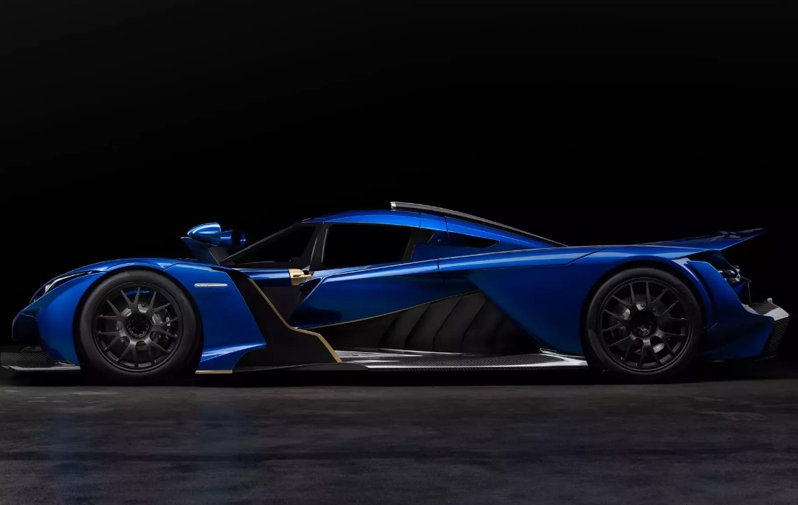 Поцарапали машину: почему так дорого подобрать краску