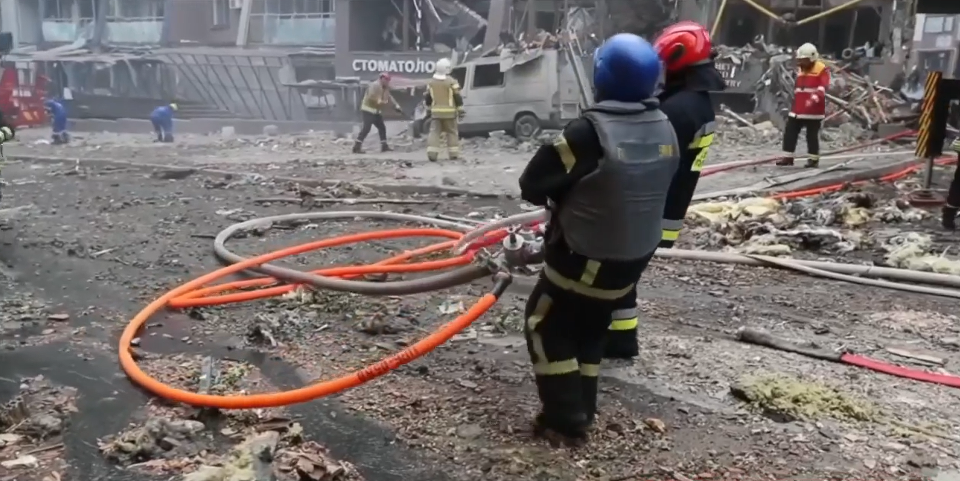 Кличко рассказал о мужественной киевлянке, которая помогает справиться с последствиями ракетных ударов РФ