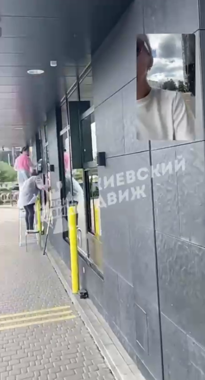 У Києві ресторани McDonald's активно готують до відкриття: де і коли запрацюють "маки"