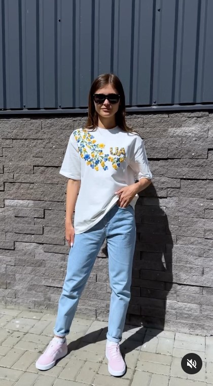 5 модних образів для святкування Дня Незалежності України 2024