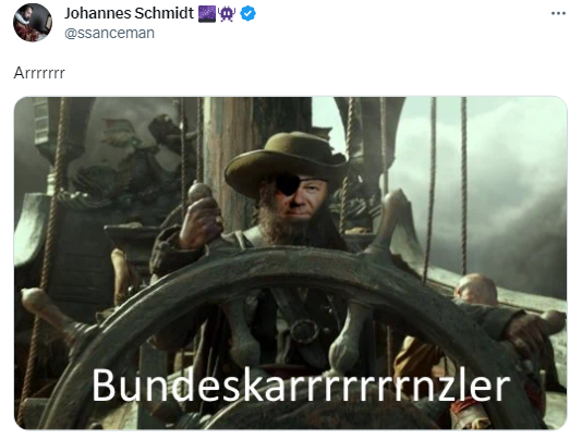 Шольц вперше показався після того, як упав лицем на асфальт. Йому нагадали про страждання українців