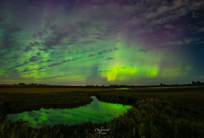 Серія спалахів на Сонці викликала магнітні бурі і видовищні Аврори