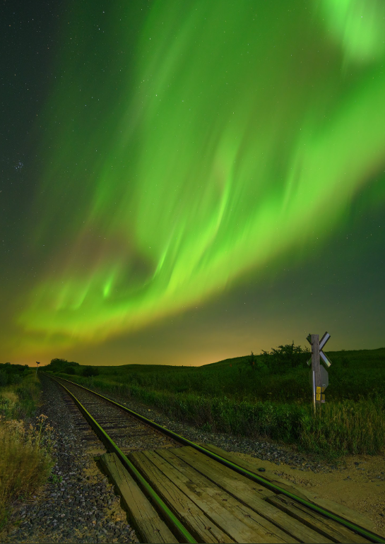 Серія спалахів на Сонці викликала магнітні бурі і видовищні Аврори