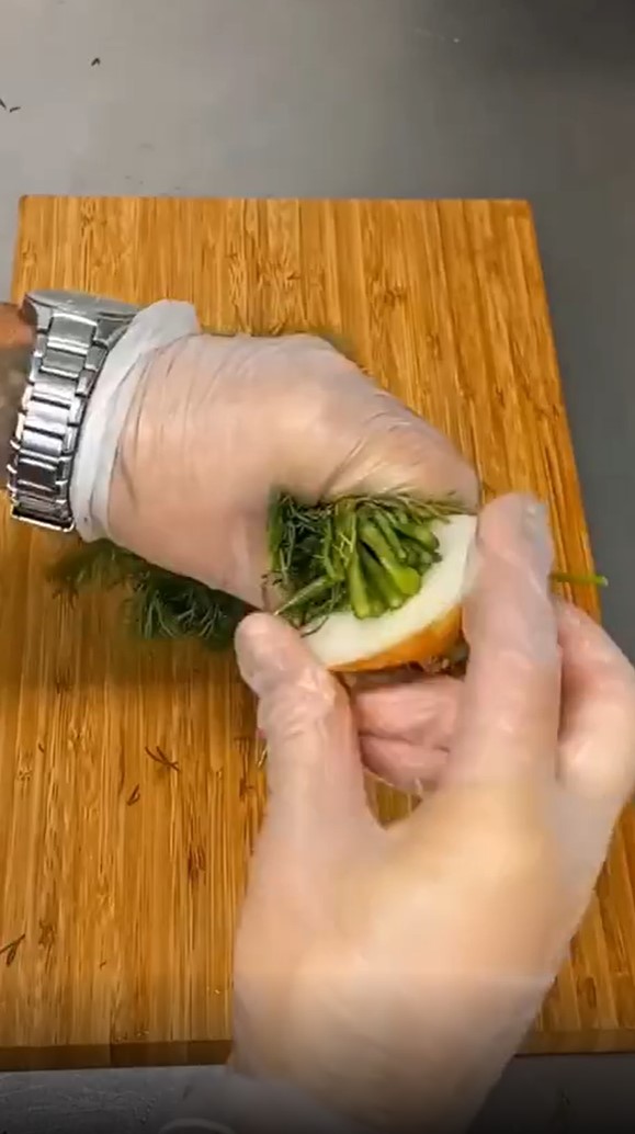 Как сохранить зелень свежей 5-7 дней и даже месяц: суперпростые способы