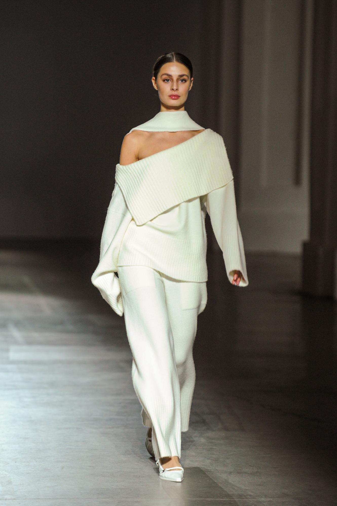 Стартовал Ukrainian Fashion Week. Смотрите яркие фото новых коллекций от украинских брендов