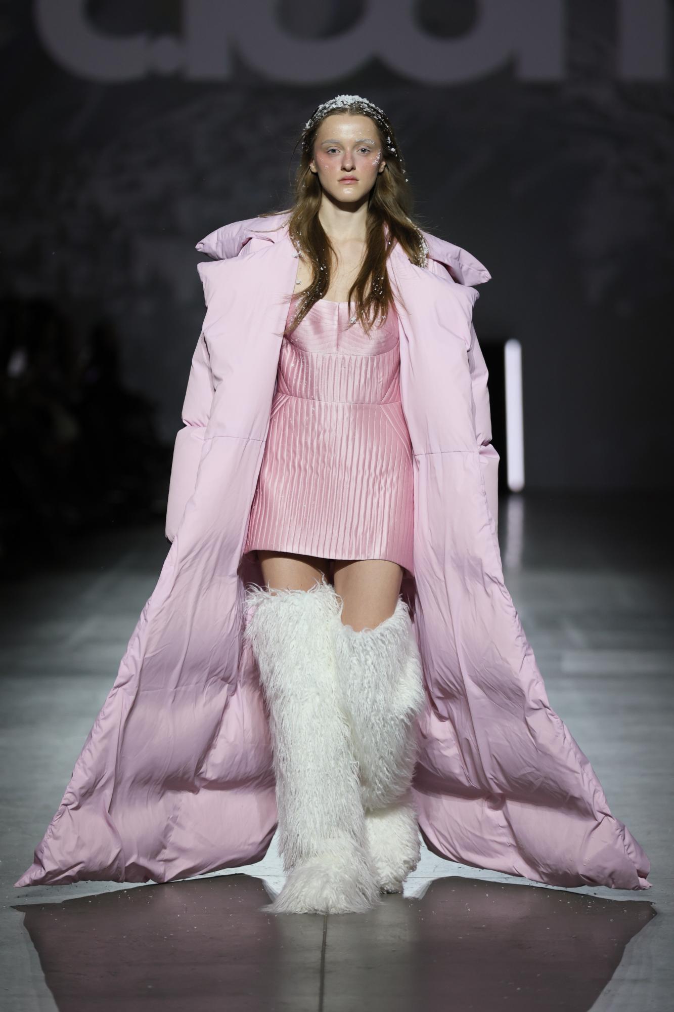 Эти 10 украинских брендов покорили Ukrainian Fashion Week: чем они запомнились (фото)