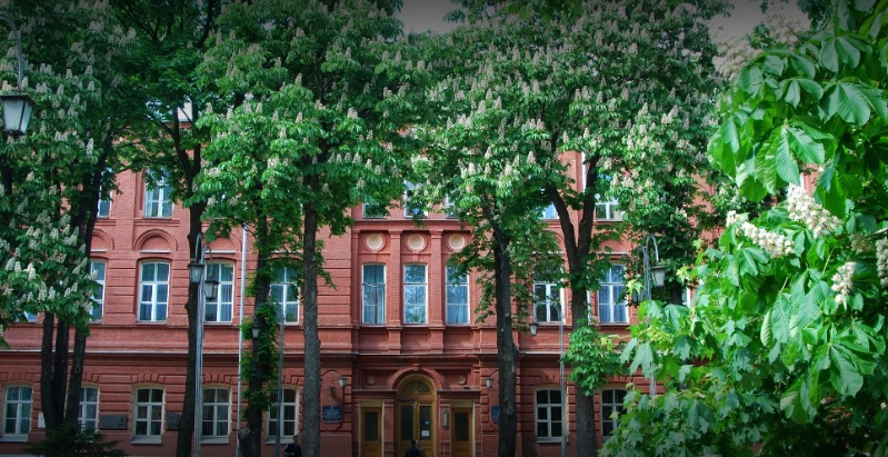 Вартість навчання на контракті в українських університетах: де найдорожче