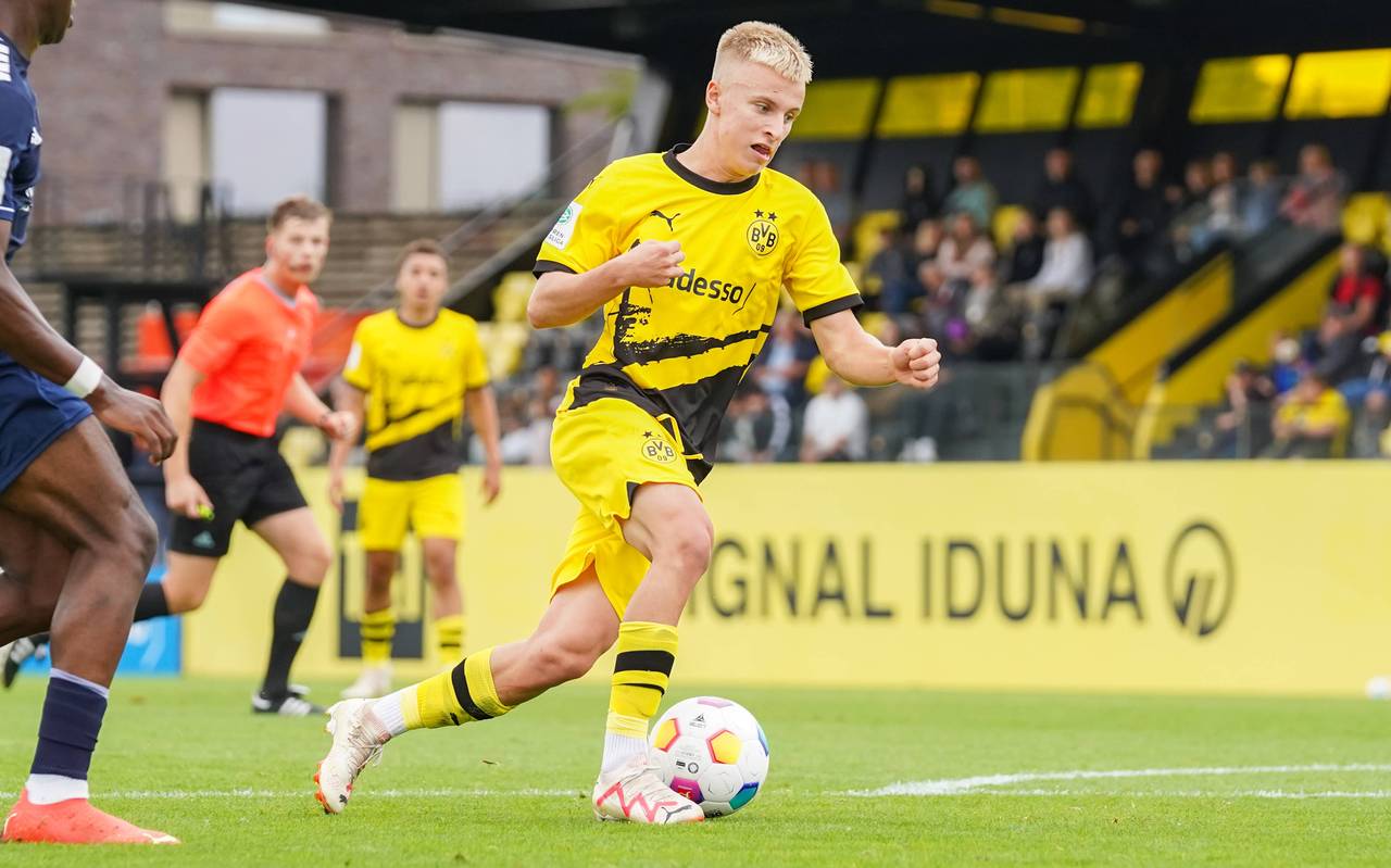 Звездочка "Боруссии" и надежда "Байера": топ-10 наших талантов в Европе, о которых вы не слышали