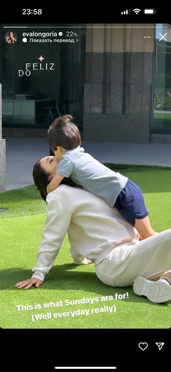 Ева Лонгория показала нежные объятия с главным мужчиной в своей жизни (фото)