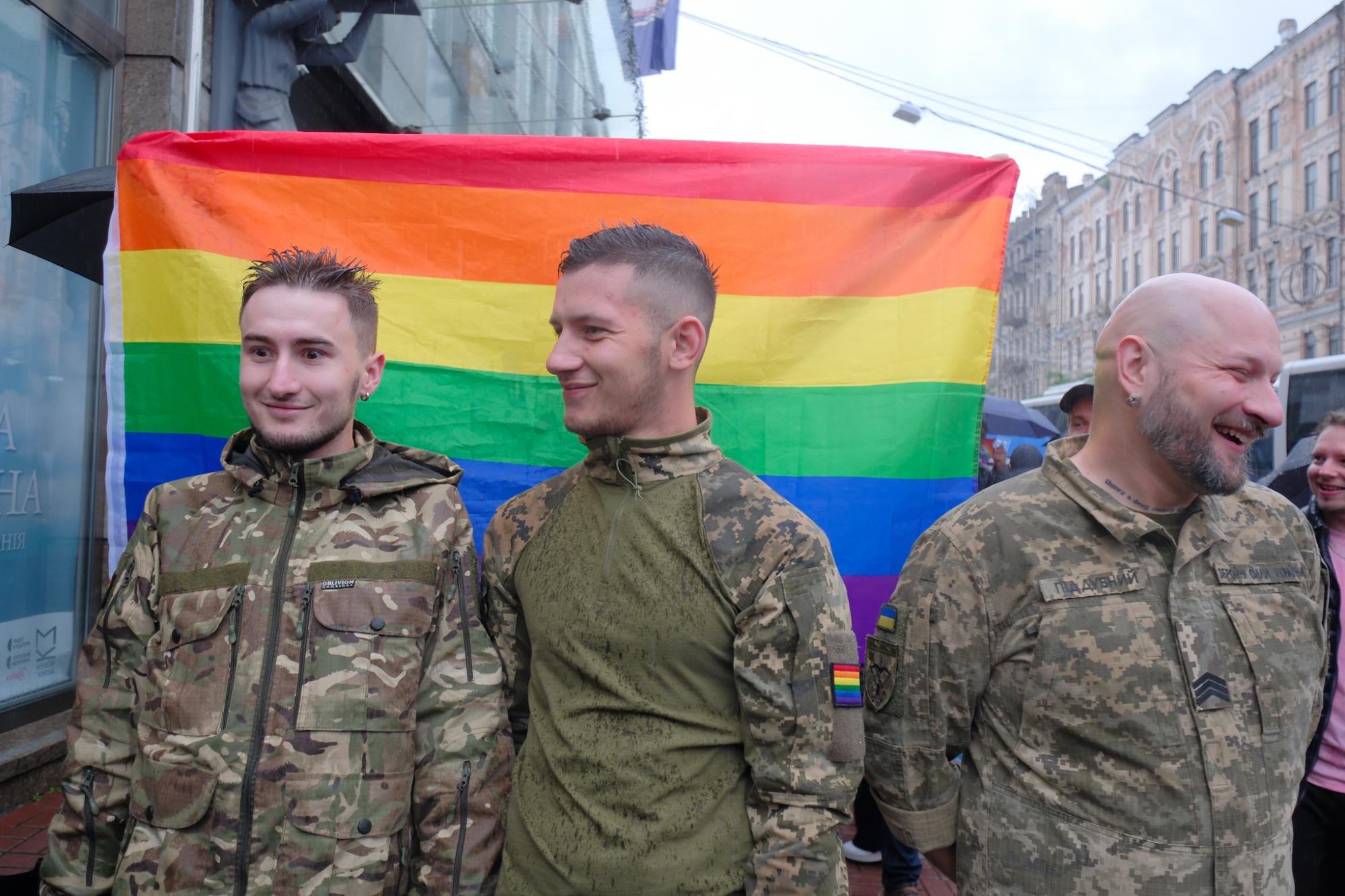 &quot;Гомофобия - это Россия&quot;. Как проходил ЛГБТ-прайд в Киеве