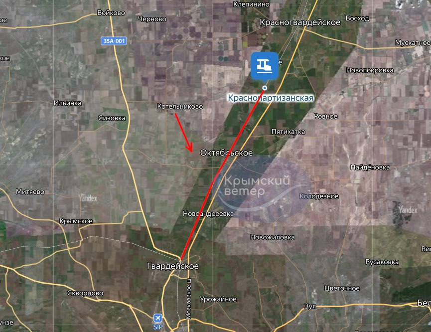 У Криму горять склади біля аеродрому "Октябрське": залізницю зупинили через детонацію