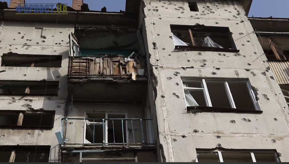 Накрыло землей в постели: мужчина из Славянске рассказал, как чудом выжил во время ракетного удара