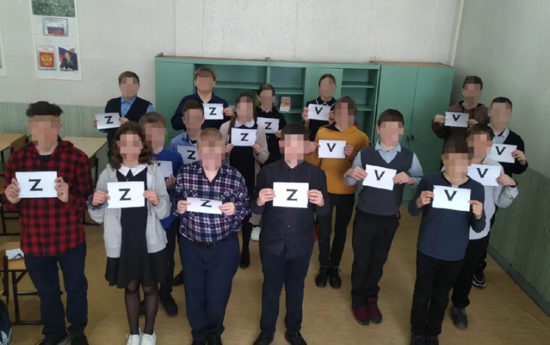 Методи НКВС і павлики морозови: у Росії "промивають" мізки дітям у садочках