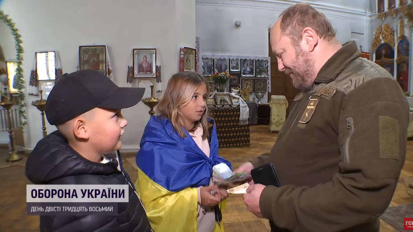 В Украине школьница собрала 50 тысяч на тепловизор для ВСУ: как она это сделала