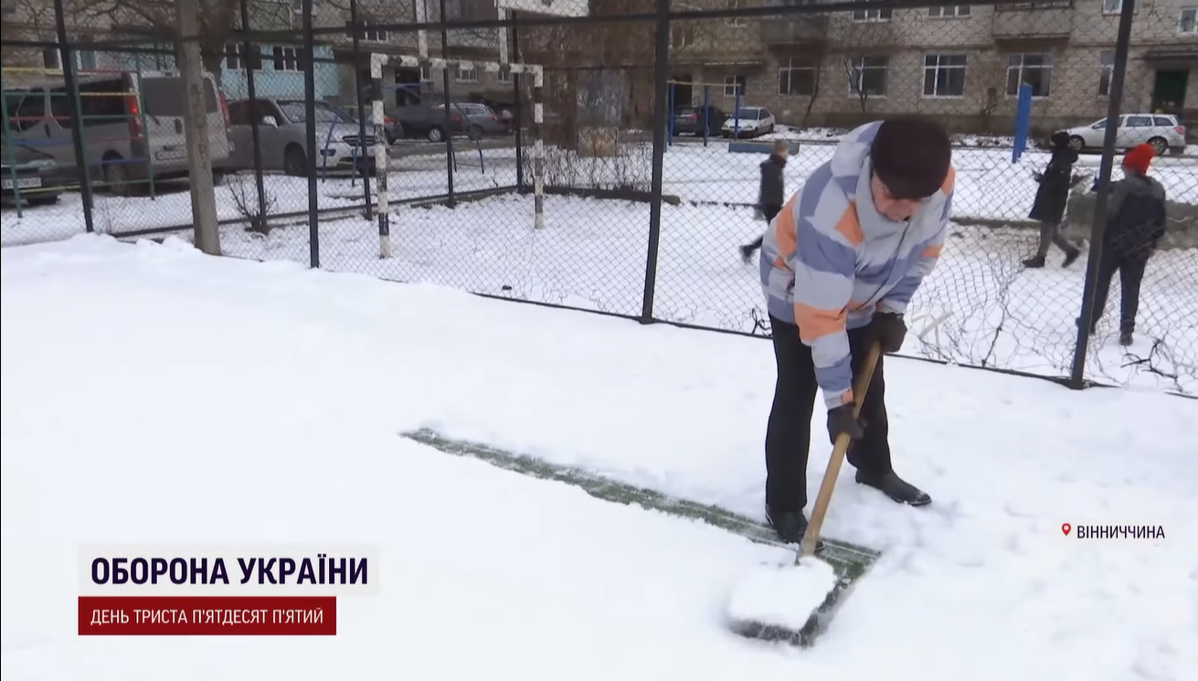 Украинец, которого не взяли в армию, необычным способом поддерживает ВСУ:  что он делает. Читайте на UKR.NET