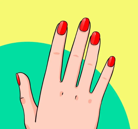 Узнайте, какая форма ногтей будет идеальной именно для вас!