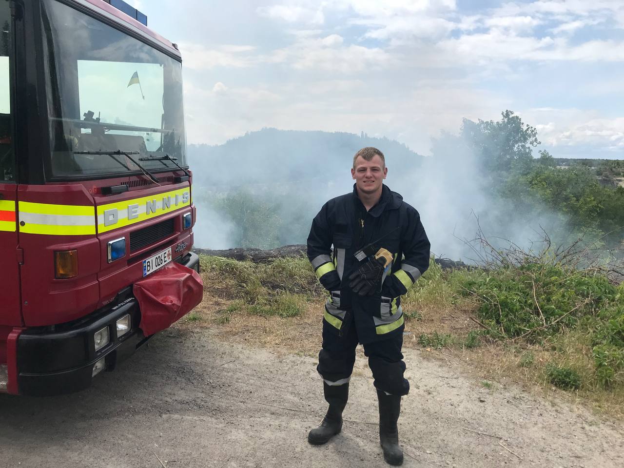 "Спас человека и понял, что я на своем месте". Пожарный Владислав Гела о спасении жизней и работе после ракетных ударов РФ
