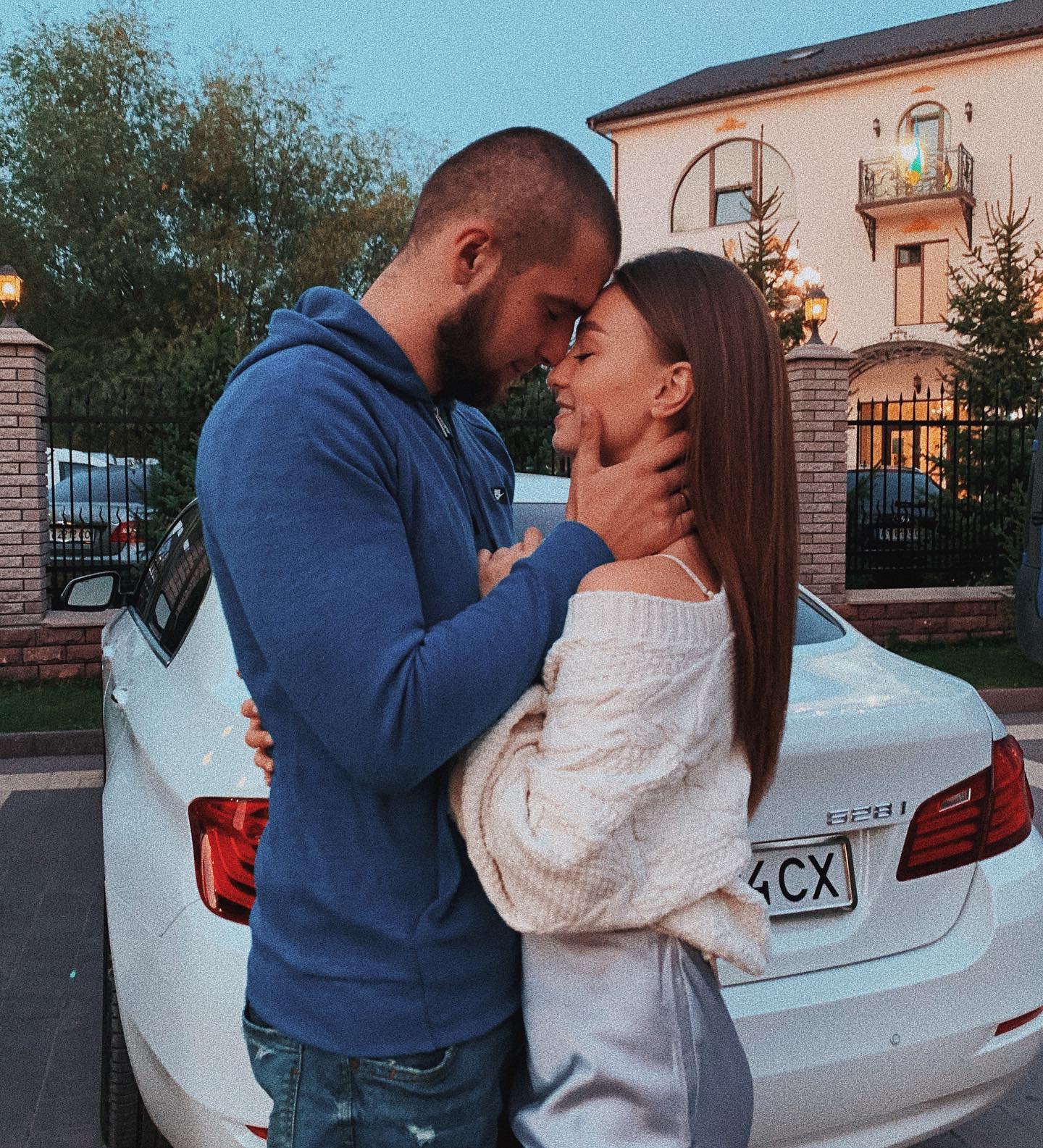 "Никто не освещает ссоры". Блогерша Самбурская впервые раскрыла подробности развода с мужем