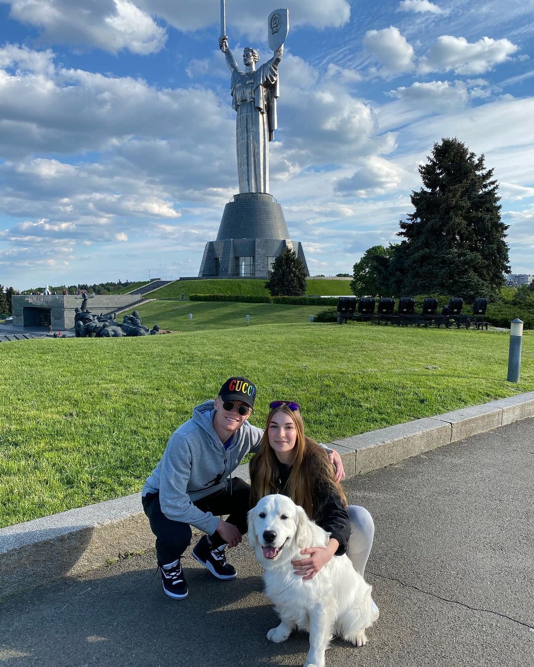 У пса Виктора Цыганкова больше подписчиков, чем у вас: милые фото Счастливчика