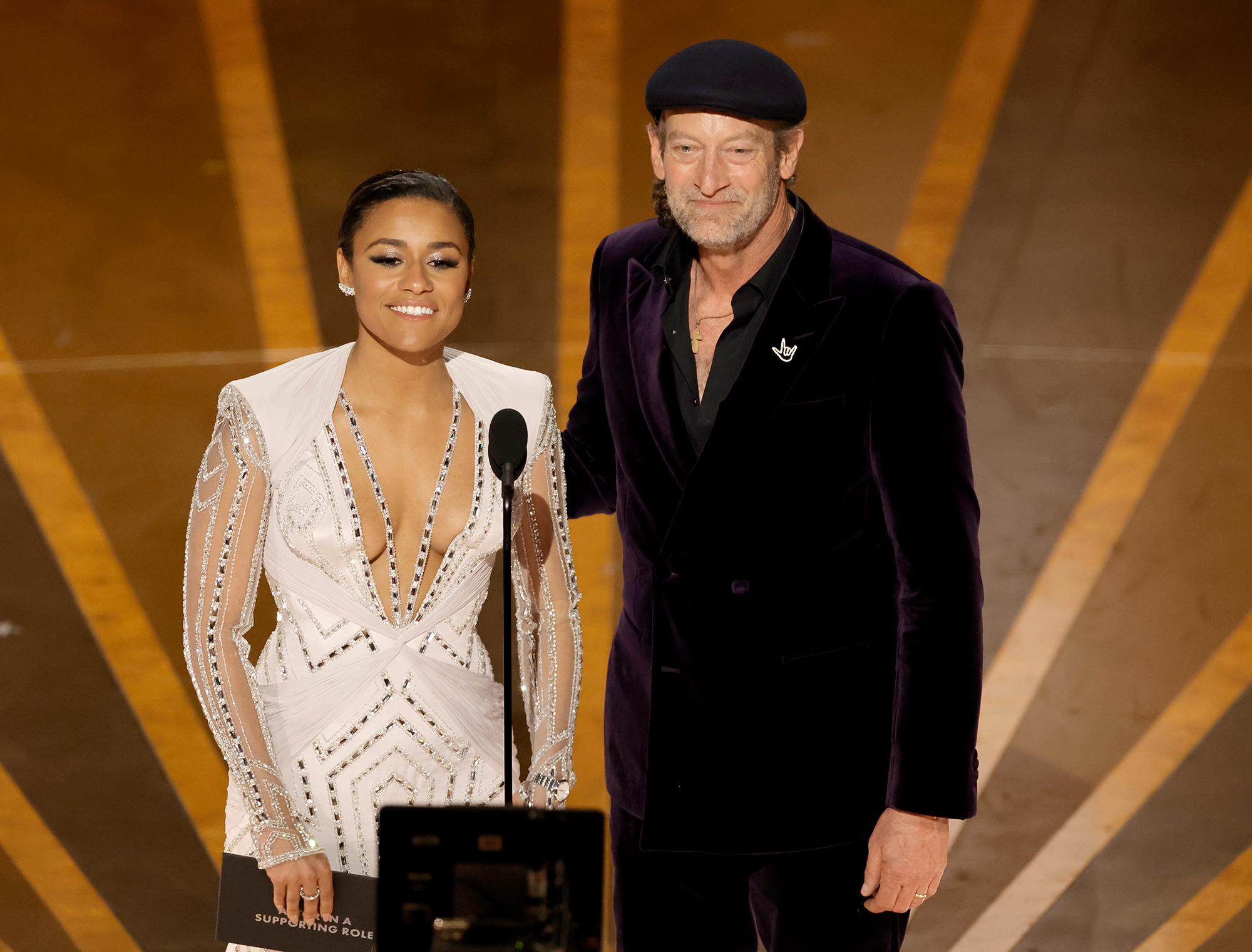 Українські наряди в одному ряду з Dior і Louis Vuitton. Кращі образи червоної доріжки Оскара 2023