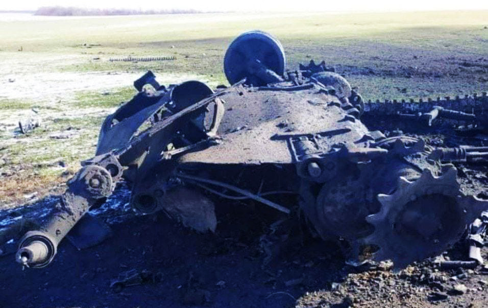ВСУ уничтожили российские танки в Сумской области: теперь точно "ихтамнет" (фото)