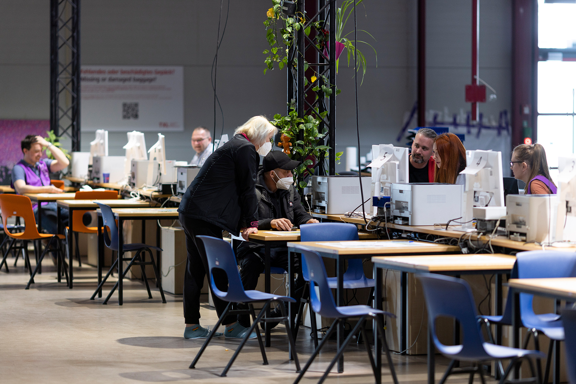 Оформлення документів і відмова від допомоги. Що потрібно зробити перед поверненням в Україну з-за кордону