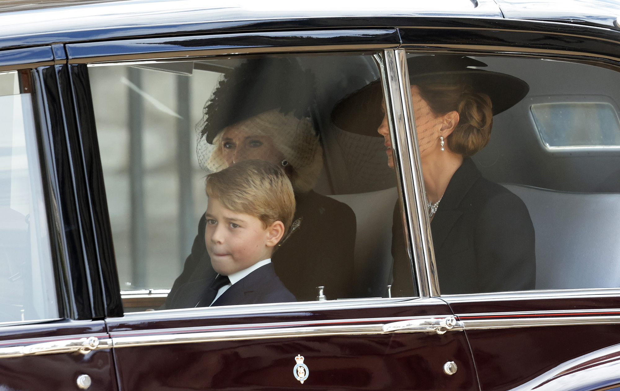 Похороны королевы Елизаветы II: Кейт Миддлтон приехала вместе с детьми