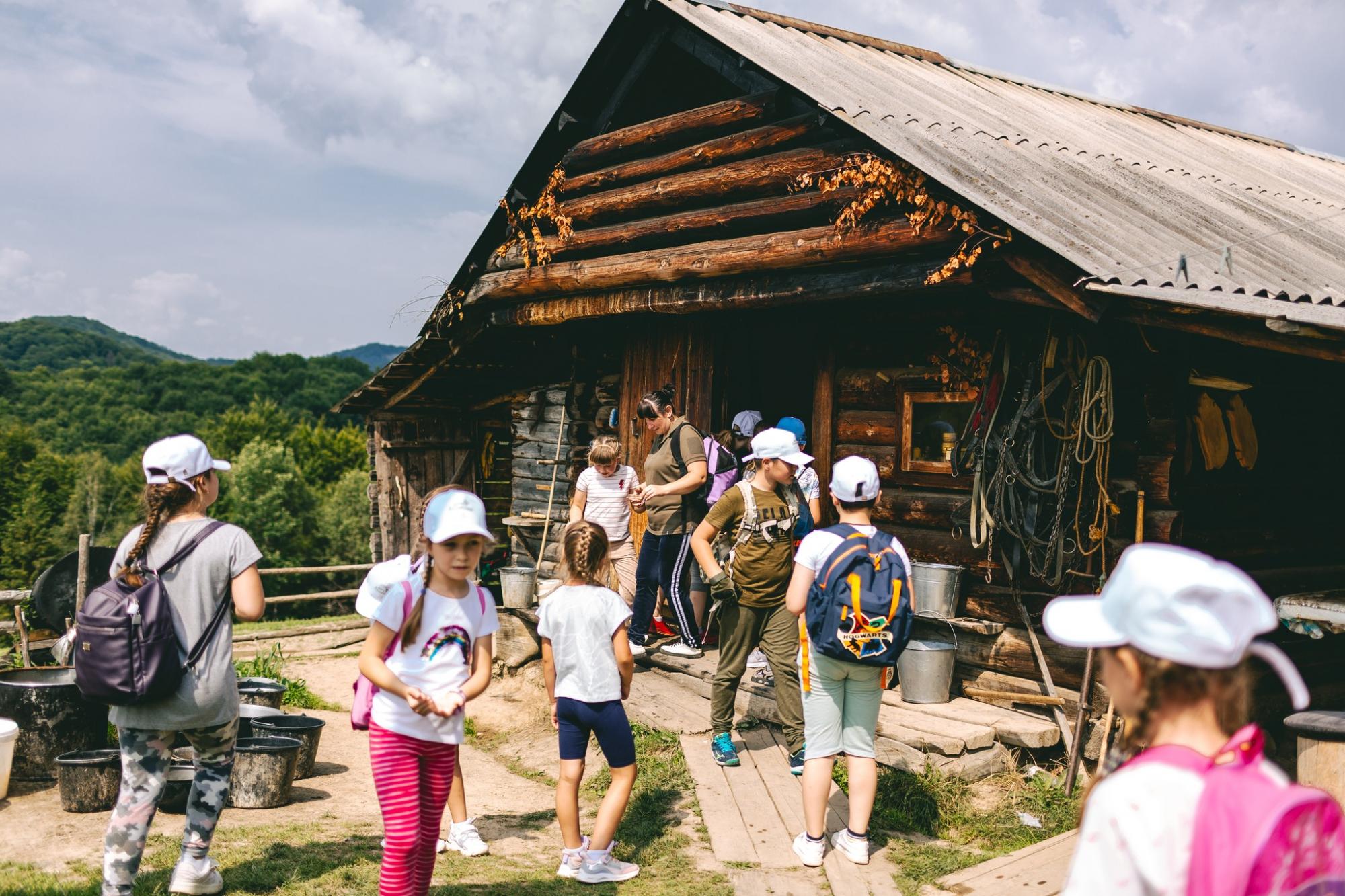 Дети в Украине стали меньше общаться на украинском языке: исследование