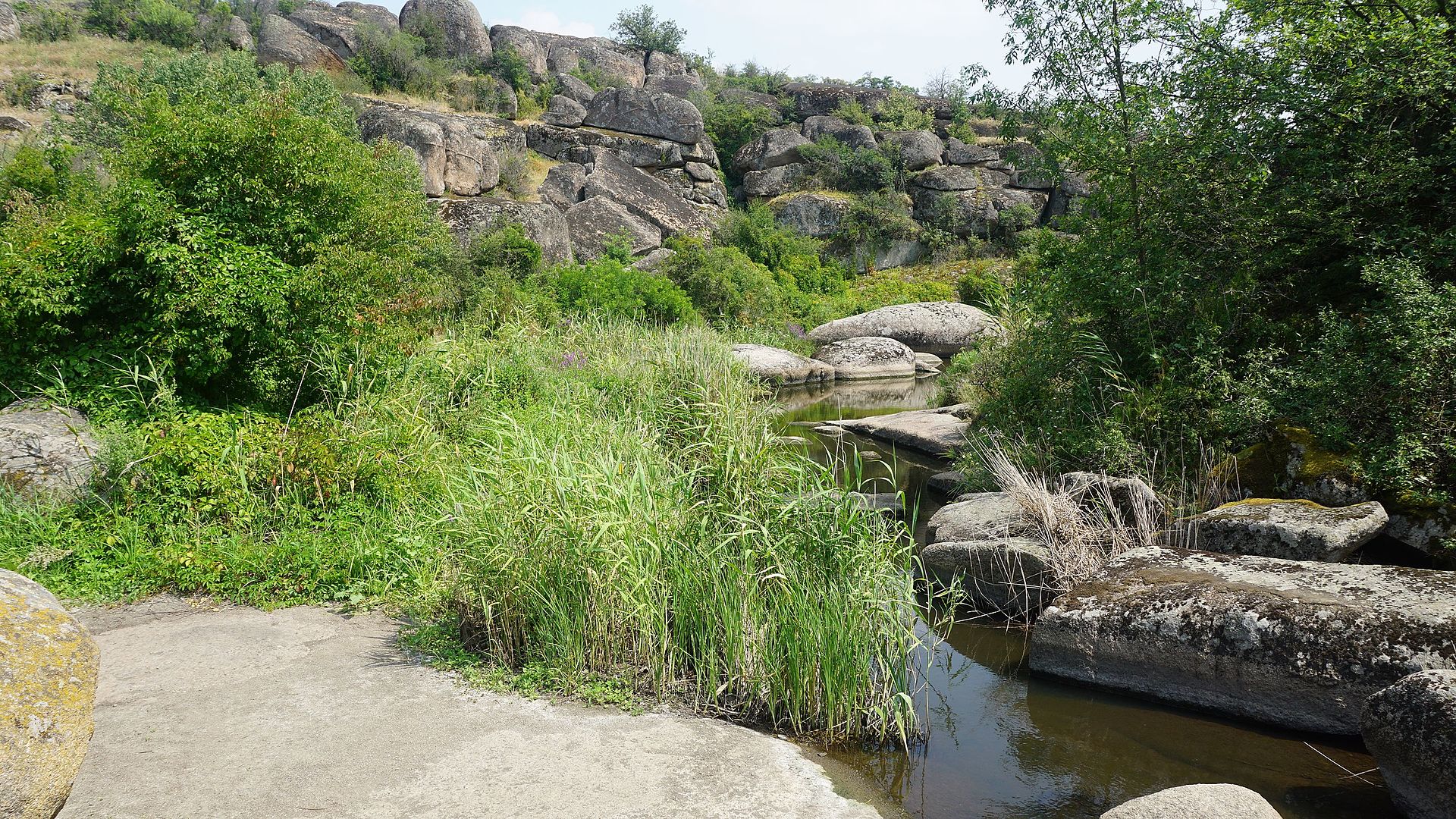 7 сказочных каньонов в Украине для незабываемых впечатлений и красивых фотосессий