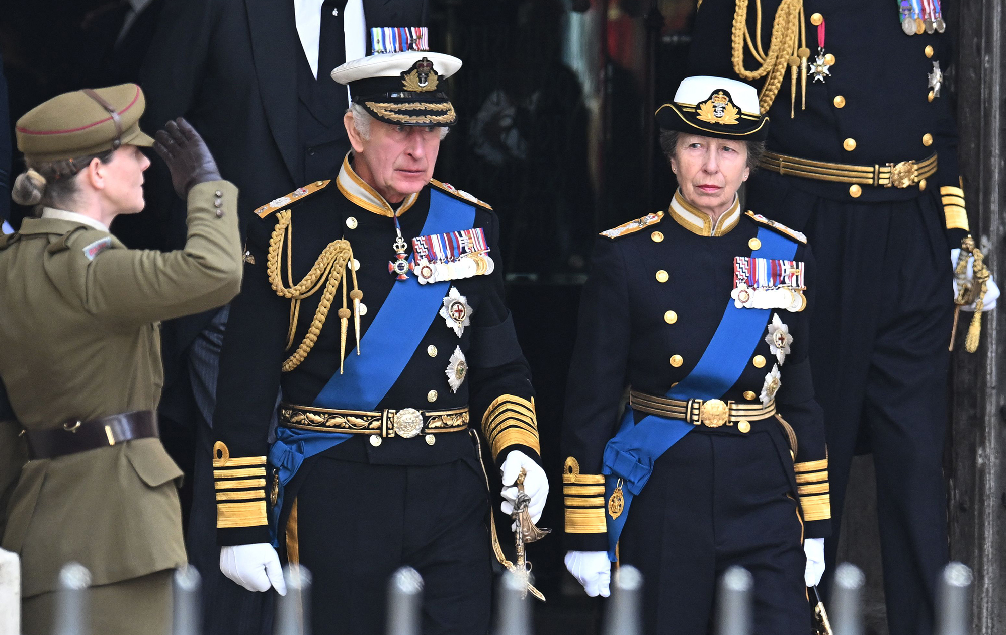 Елизавету II похоронили: где почила королева и как ее проводили в последний путь