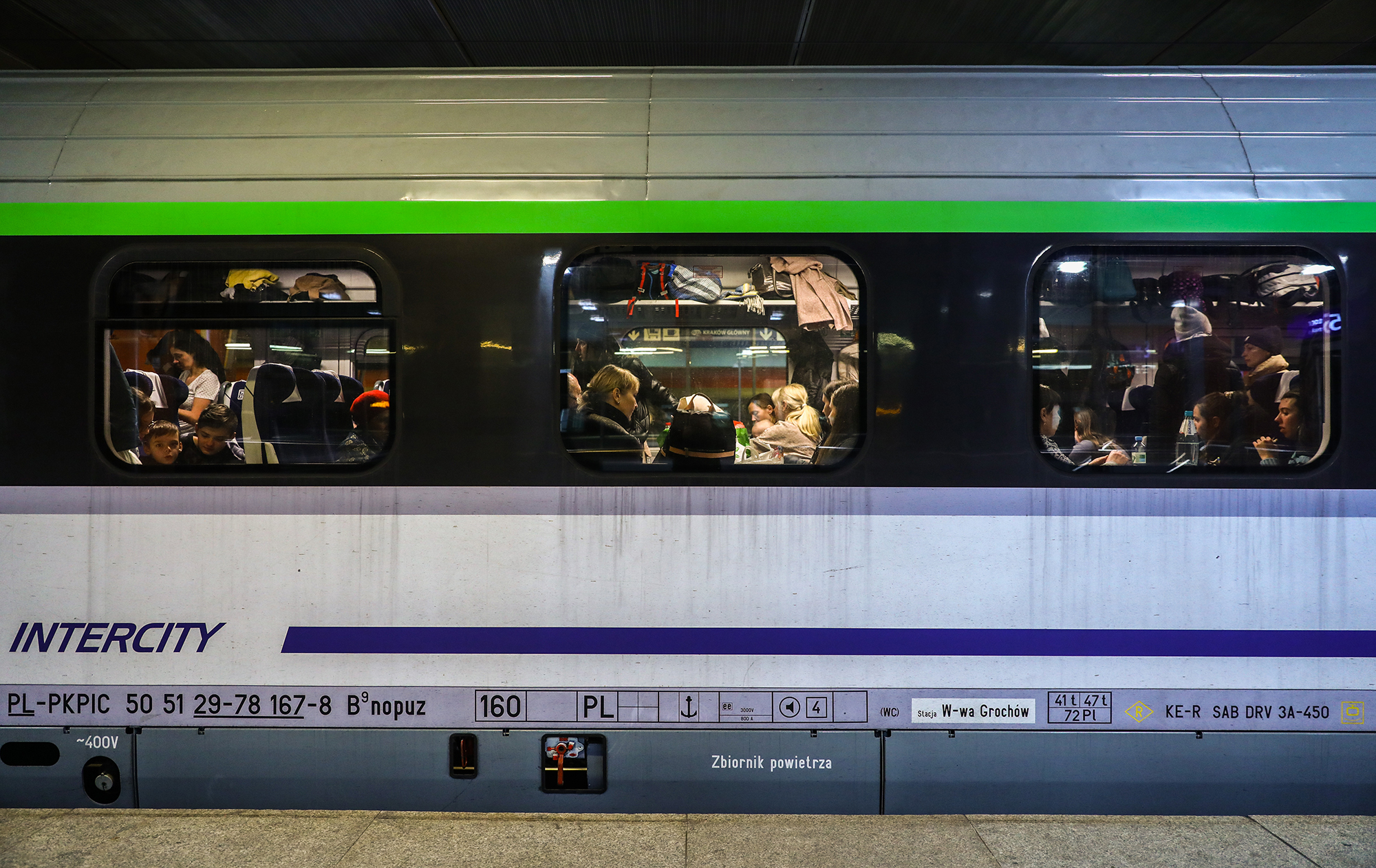 Безкоштовний проїзд для біженців. Які країни залишили пільги українцям