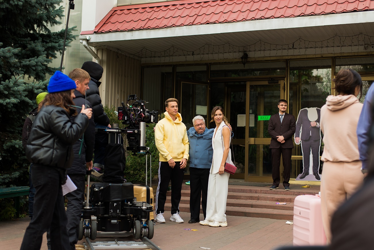 В Україні виходить комедія "Любов і Блогери" з зірками кіно і соцмереж: топ-10 фактів про унікальний фільм